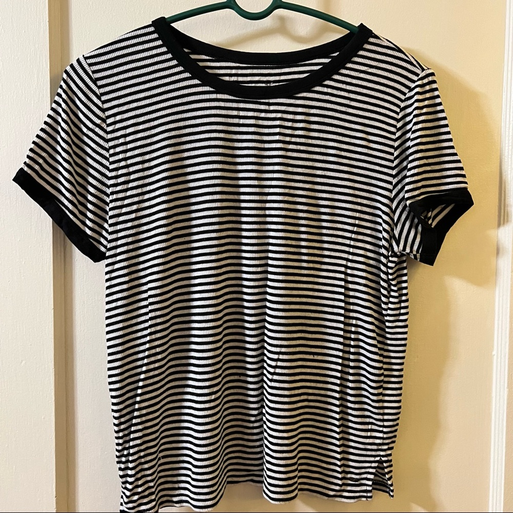Brand: American Eagle Outfitters, Size: Medium, Color: Black & White Striped